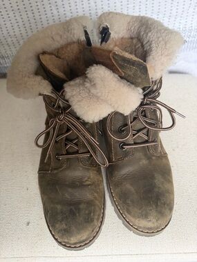 Women’s Brown Shearling-Lined Winter Boots - Cozy Insulated Snow Boot
